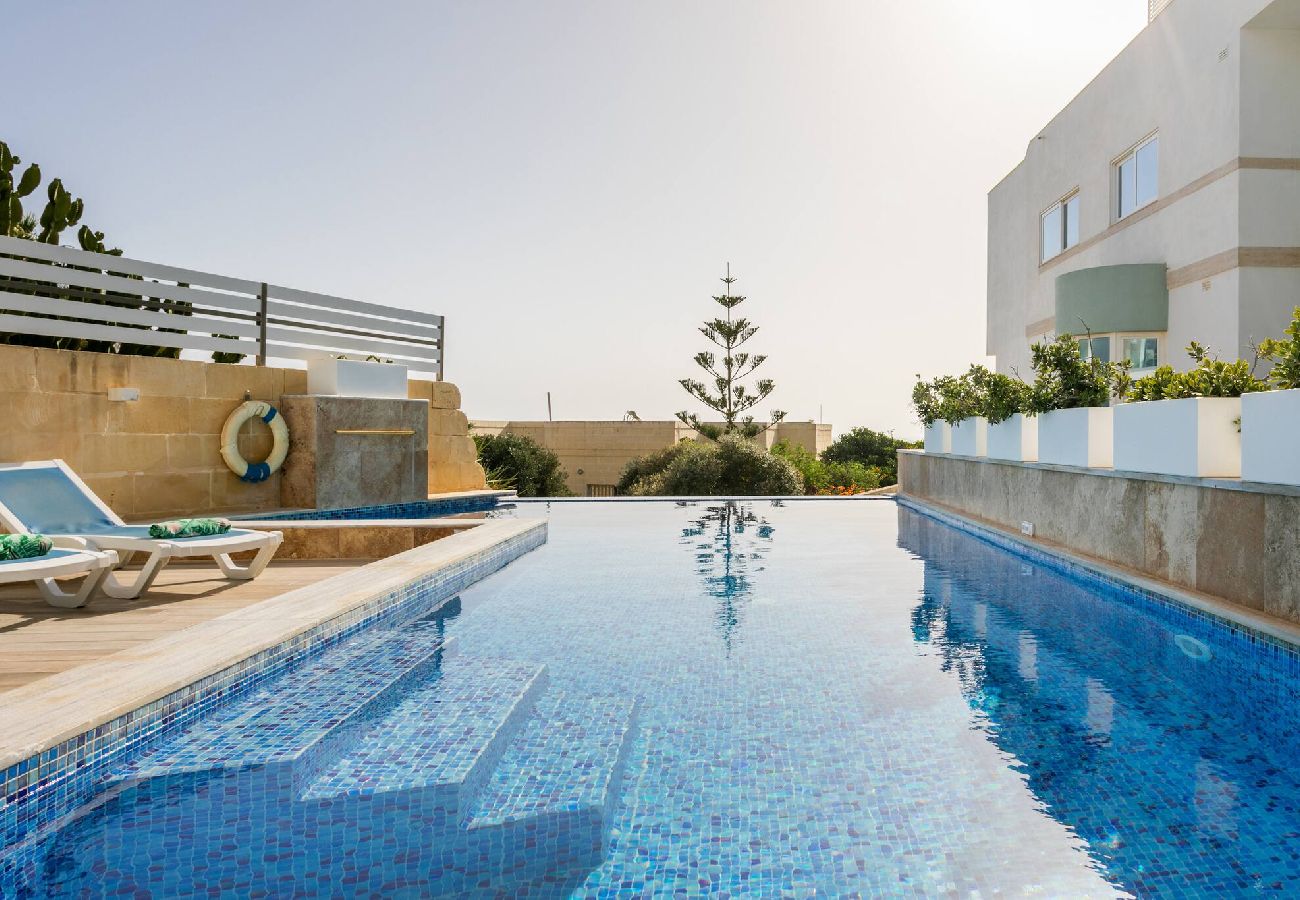 Villa in Marsaskala - Villa Dorado